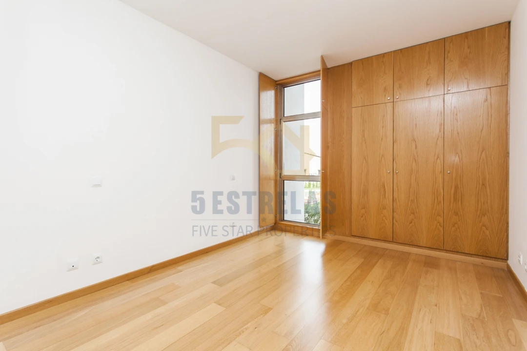Apartamento T4 para Venda em Santa Maria e São Miguel, São Martinho, São Pedro Penaferrim Foto 21