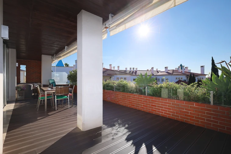 Apartamento T4 para Venda em Santa Maria e São Miguel, São Martinho, São Pedro Penaferrim Foto 13