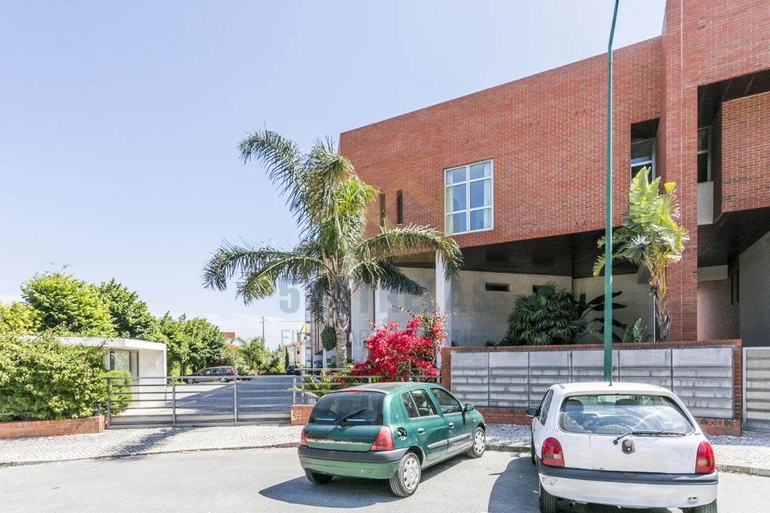 Apartamento T4 para Venda em Santa Maria e São Miguel, São Martinho, São Pedro Penaferrim Foto 49