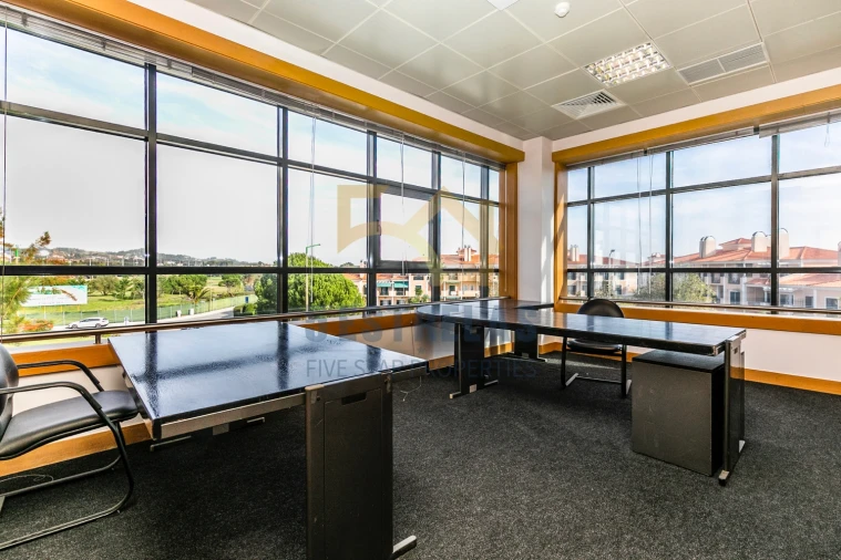 Escritório para Venda em Santa Maria e São Miguel, São Martinho, São Pedro Penaferrim Foto 25