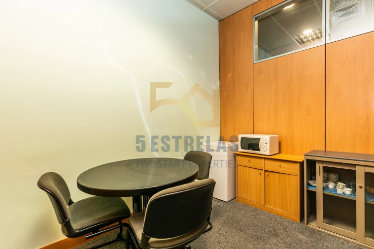 Escritório para Venda em Santa Maria e São Miguel, São Martinho, São Pedro Penaferrim Foto 7