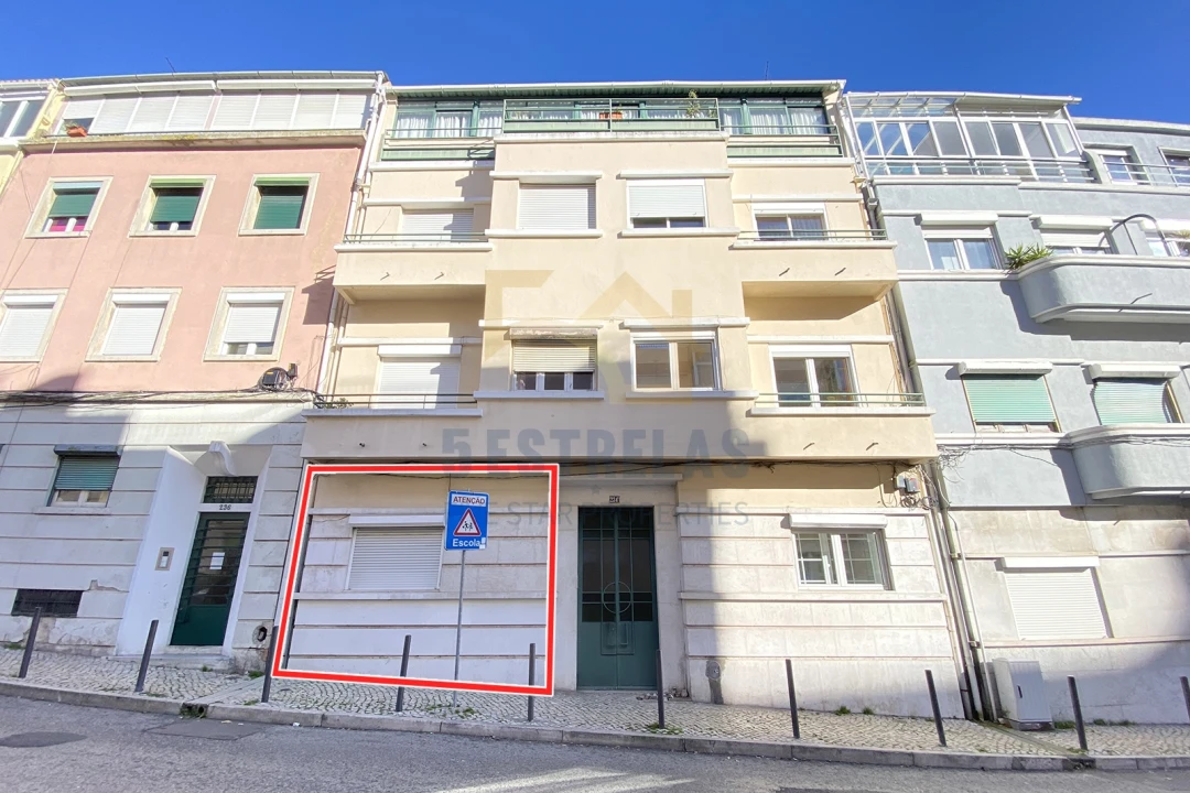Apartamento T2 para Venda em Penha de França Foto 1