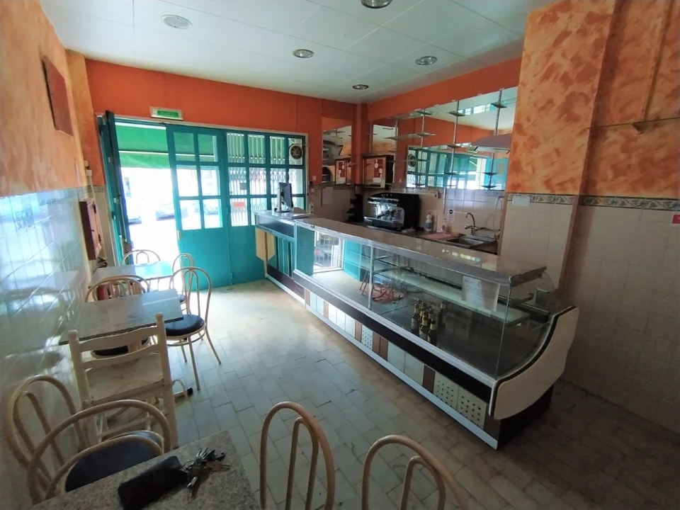 Negócio para Venda em Algueirão-Mem Martins Foto 1