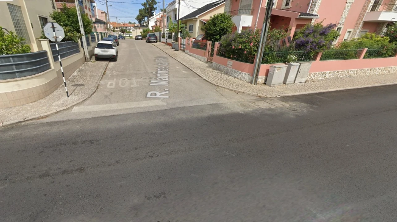 Loja para Venda em Corroios Foto 1