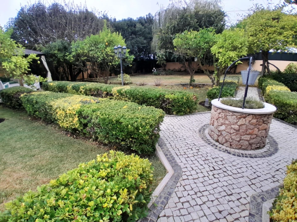 Quinta T3 para Venda em São João das Lampas e Terrugem Foto 1