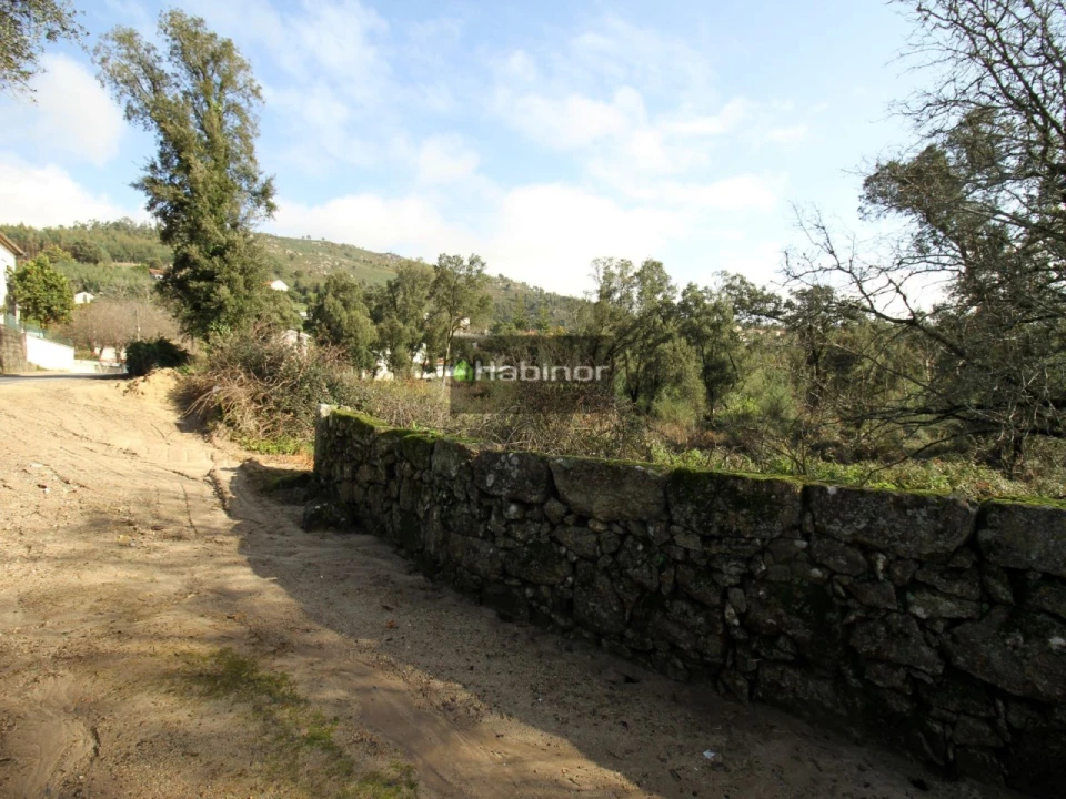 Terreno para Venda em Barroselas e Carvoeiro Foto 2