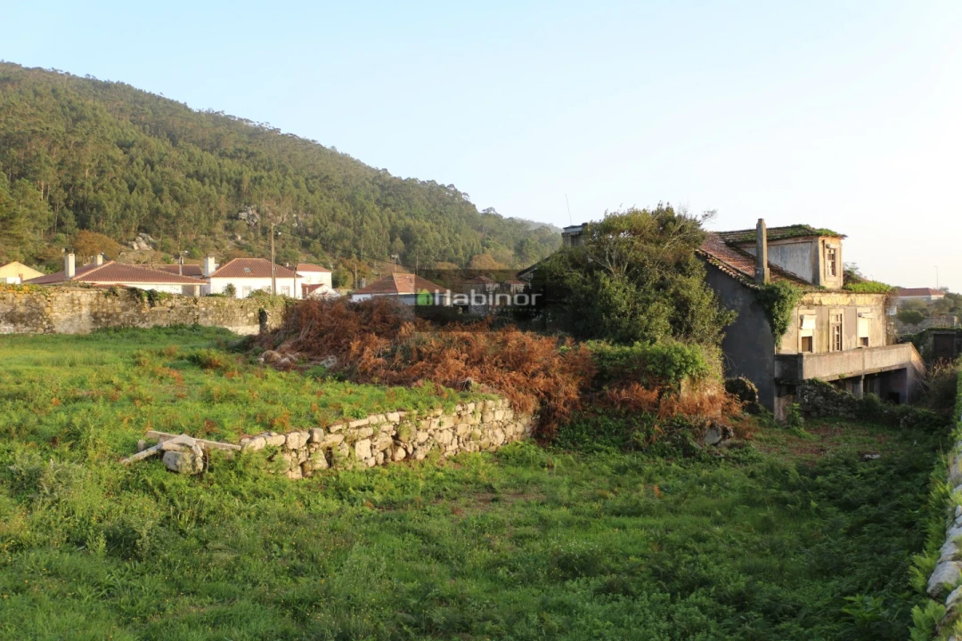 Moradia T4 para Venda em Carreço Foto 2