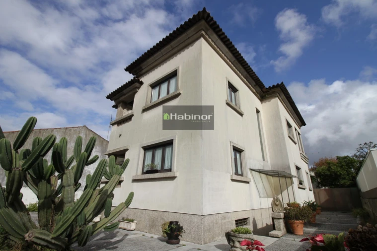 Moradia T5 para Venda em Santa Maria Maior e Monserrate e Meadela Foto 21