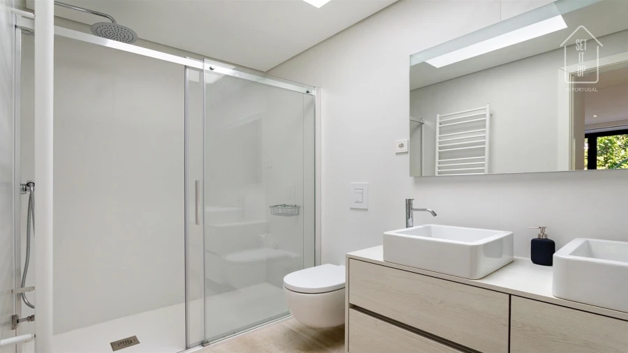 Moradia T4 para Venda em Darque Foto 18