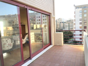 Apartamento T4 para Venda em Ramalde