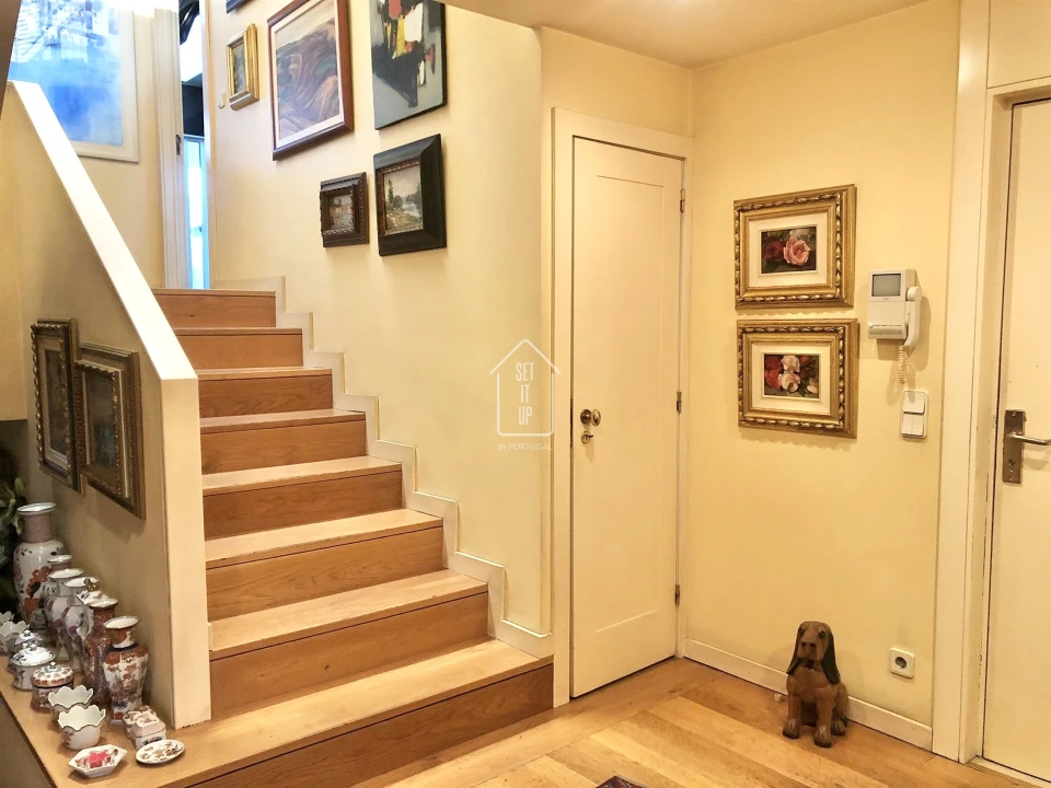 Apartamento T4 para Venda em Ramalde Foto 3
