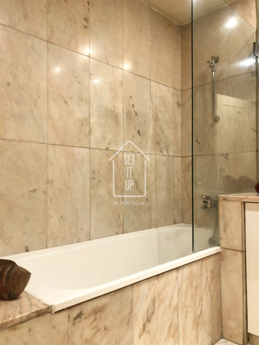 Apartamento T4 para Venda em Ramalde Foto 32