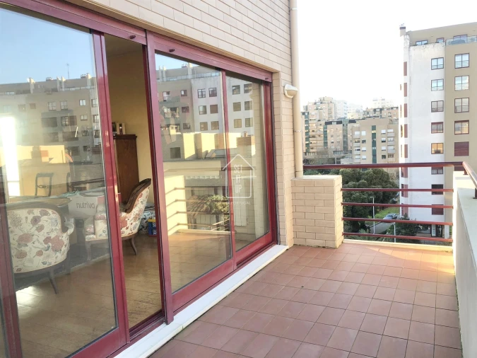 Apartamento T4 para Venda em Ramalde Foto 18