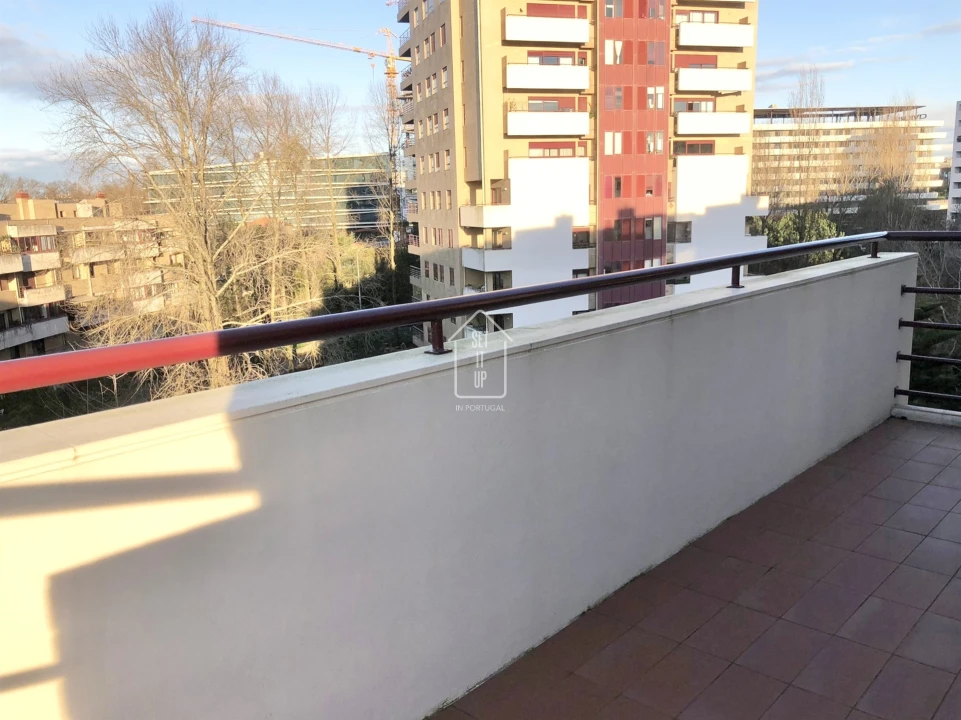 Apartamento T4 para Venda em Ramalde Foto 19