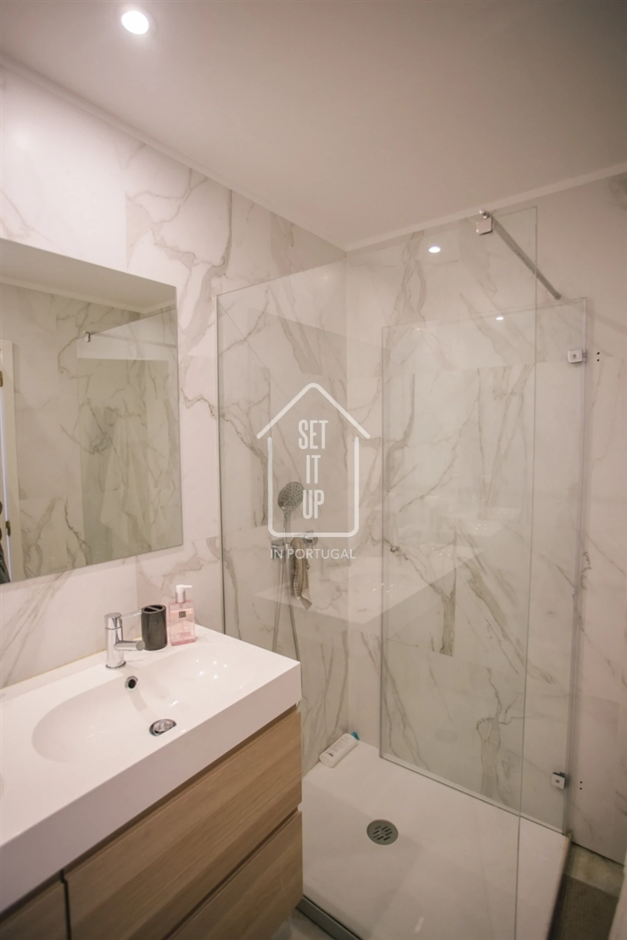 Apartamento T3 para Venda em Ramalde Foto 19