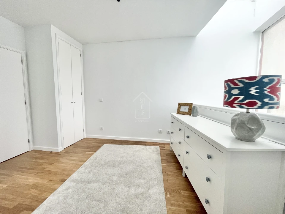 Apartamento T2 para Venda em Cedofeita, Santo Ildefonso, Sé, Miragaia, São Nicolau e Vitória Foto 24