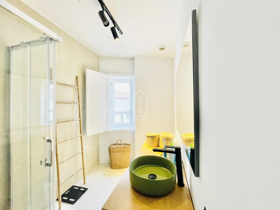 Apartamento T2 para Venda em Cedofeita, Santo Ildefonso, Sé, Miragaia, São Nicolau e Vitória Foto 16