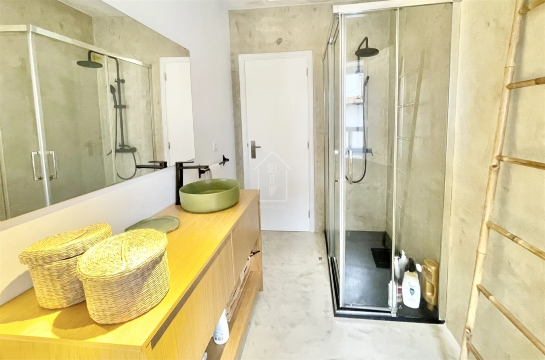 Apartamento T2 para Venda em Cedofeita, Santo Ildefonso, Sé, Miragaia, São Nicolau e Vitória Foto 18