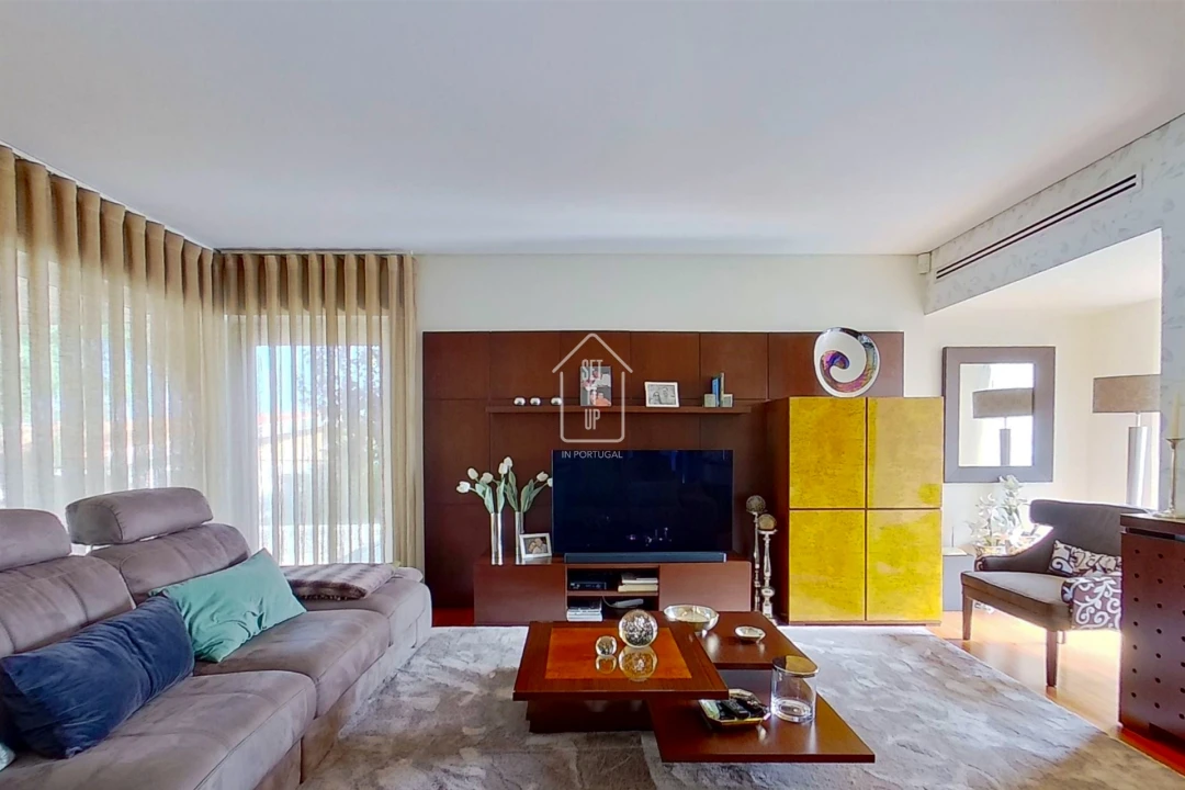 Moradia T4 para Venda em Vilar e Mosteiró Foto 63