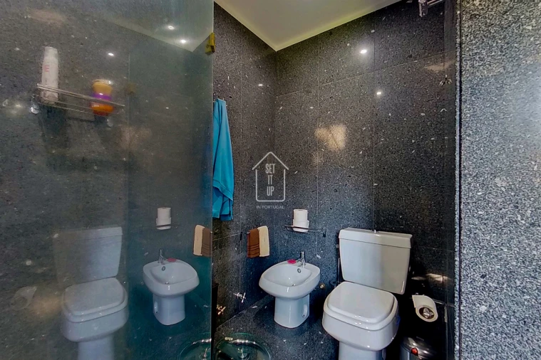 Moradia T4 para Venda em Vilar e Mosteiró Foto 69