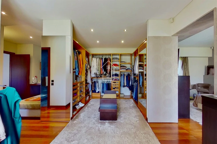 Moradia T4 para Venda em Vilar e Mosteiró Foto 71