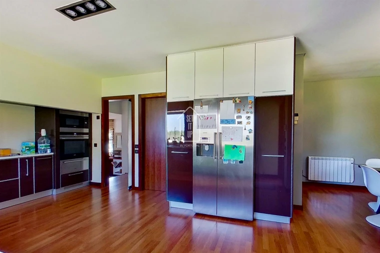 Moradia T4 para Venda em Vilar e Mosteiró Foto 35