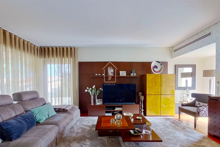 Moradia T4 para Venda em Vilar e Mosteiró Foto 63