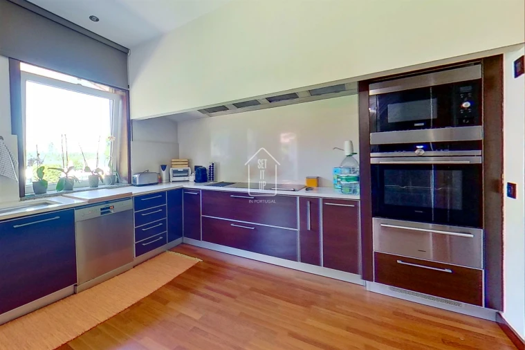 Moradia T4 para Venda em Vilar e Mosteiró Foto 33