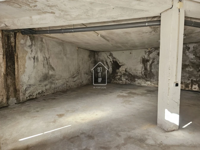 Garagem para Venda em Rio Tinto Foto 4