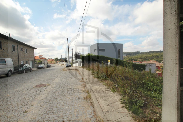 Terreno para Venda em Monte Córdova Foto 9