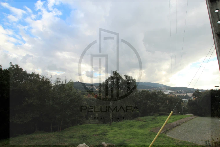 Terreno para Venda em Areias, Sequeirô, Lama e Palmeira Foto 10