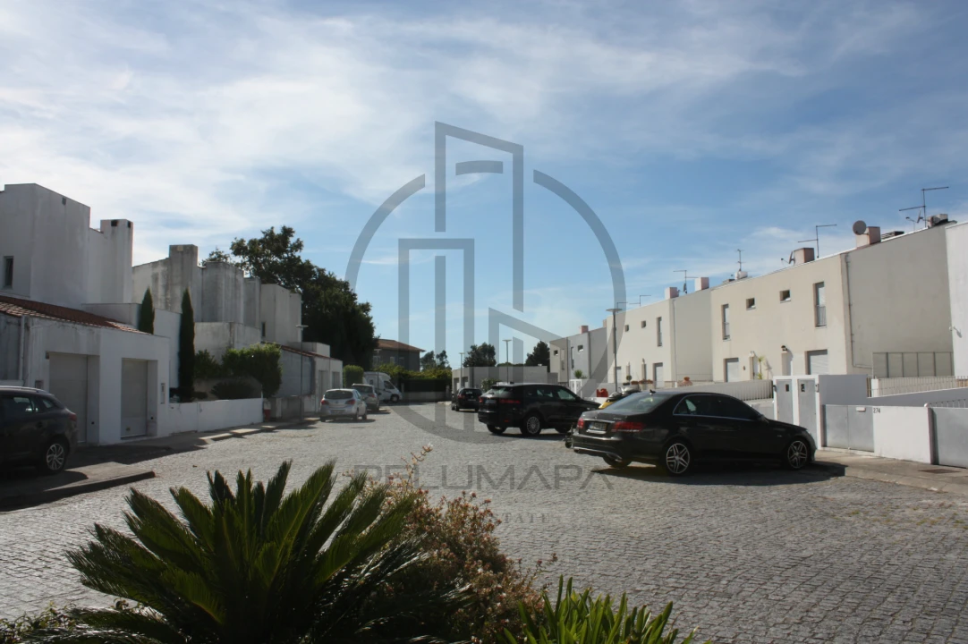 Terreno para Venda em Santo Tirso, Couto (Santa Cristina e São Miguel) e Burgães Foto 16