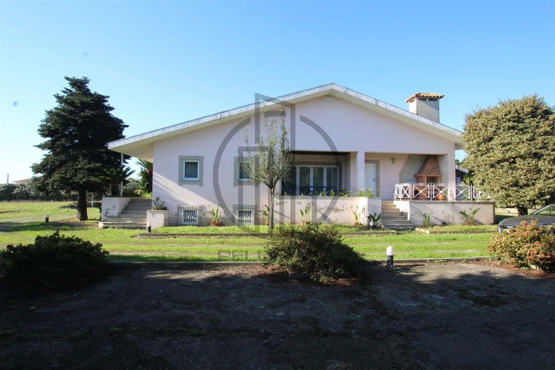 Quinta T6 para Venda em Antas e Abade de Vermoim Foto 5