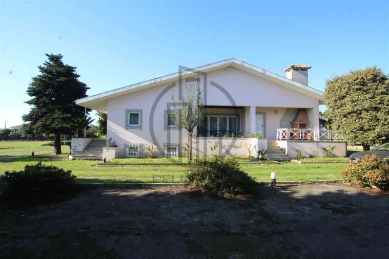 Quinta T6 para Venda em Antas e Abade de Vermoim Foto 5