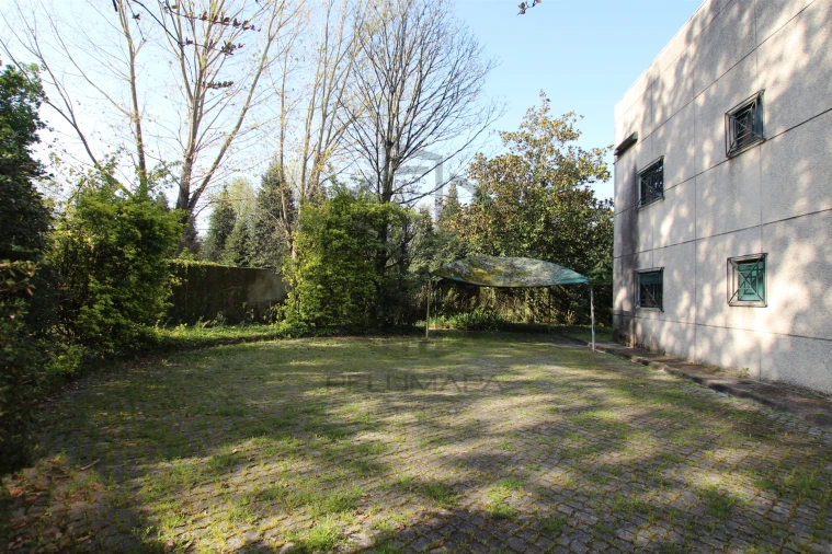 Armazém para Venda em Antas e Abade de Vermoim Foto 35