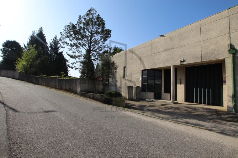 Armazém para Venda em Antas e Abade de Vermoim Foto 39