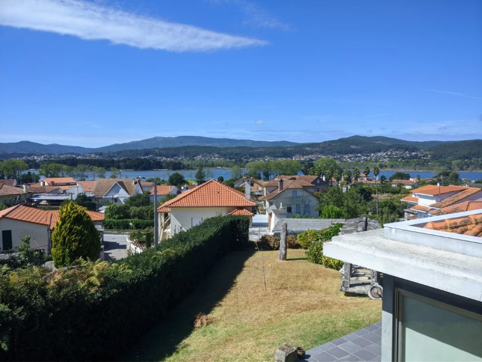 Moradia T5 para Venda em Lanhelas Foto 2