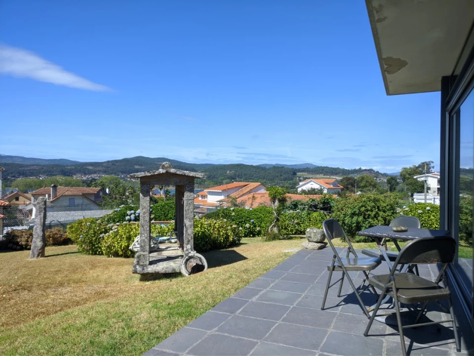 Moradia T5 para Venda em Lanhelas Foto 3