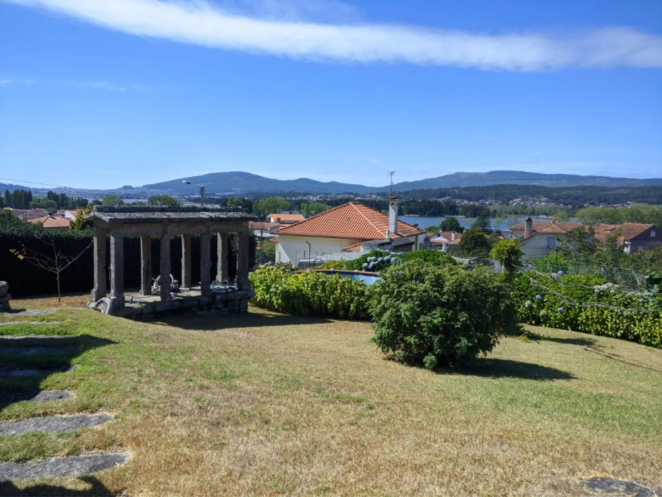 Moradia T5 para Venda em Lanhelas Foto 28