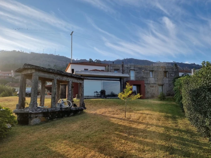 Moradia T5 para Venda em Lanhelas Foto 24