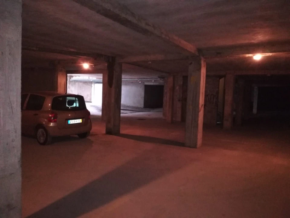 Armazém para Venda em Vila Nova de Cerveira e Lovelhe Foto 1