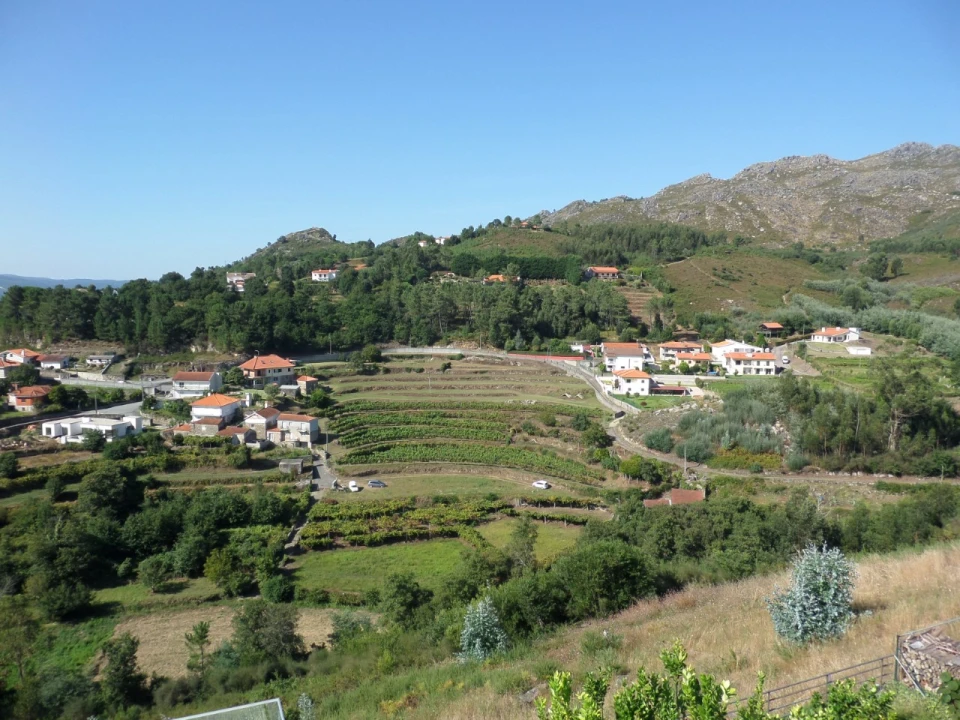 Moradia T3 para Venda em Loivo Foto 7