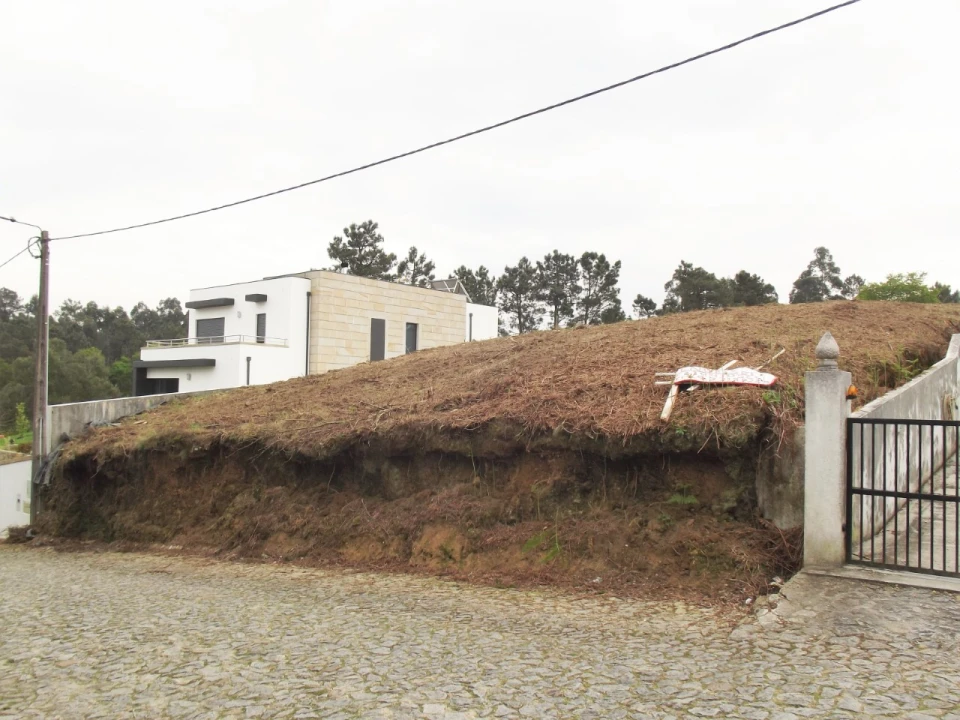 Terreno para Venda em Campos e Vila Meã Foto 7