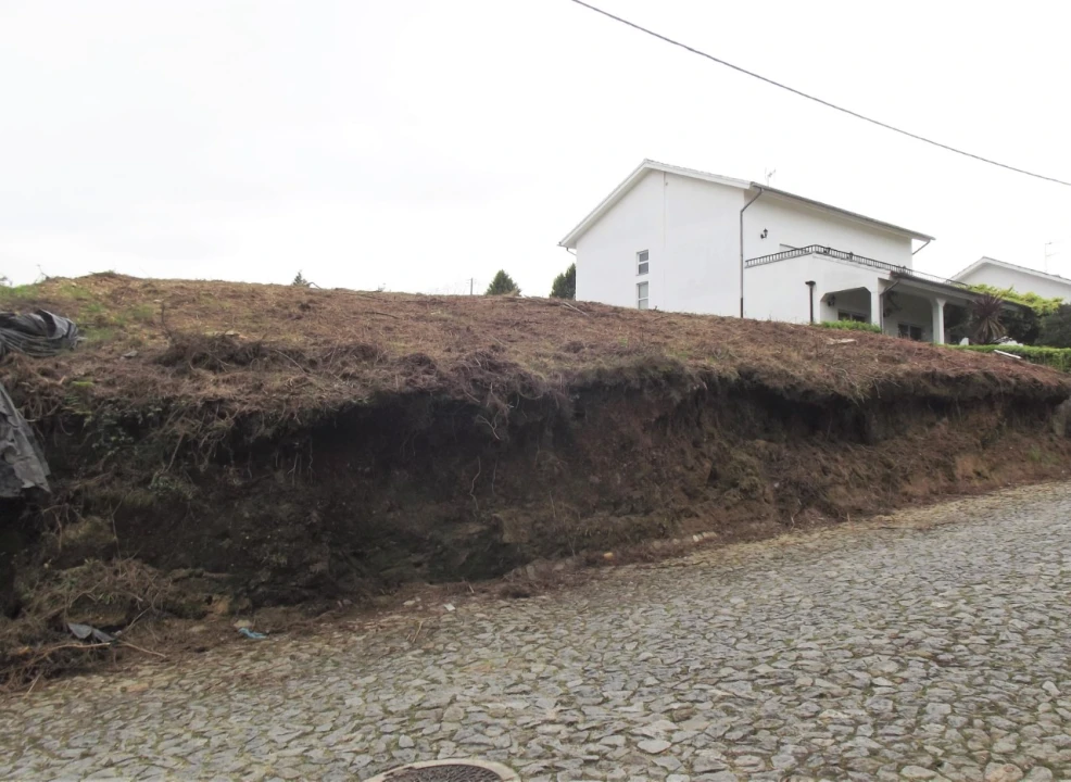 Terreno para Venda em Campos e Vila Meã Foto 6