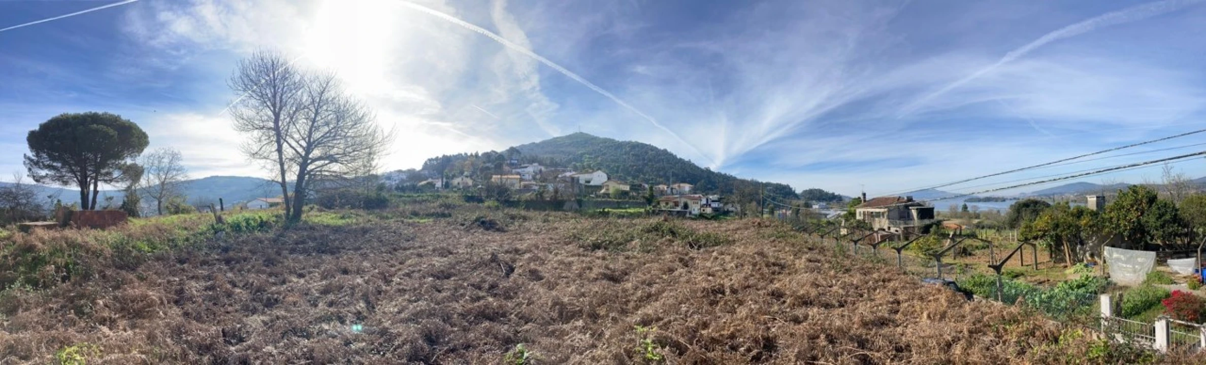Terreno para Venda em Gondarem Foto 1