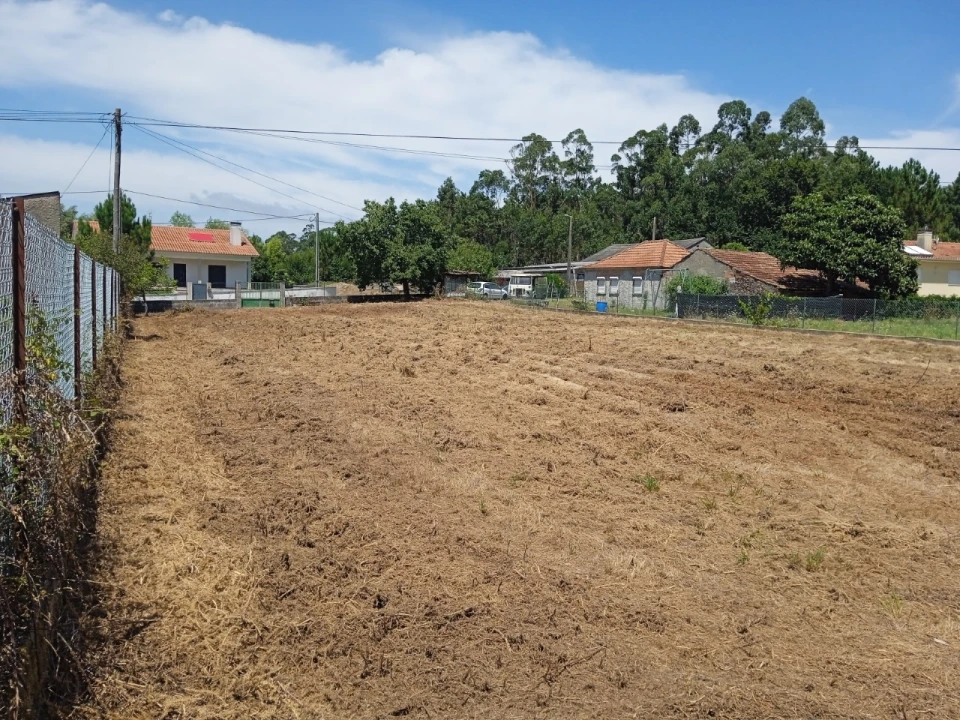 Terreno para Venda em Campos e Vila Meã Foto 9