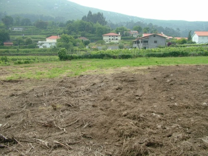 Terreno para Venda em Candemil e Gondar Foto 8