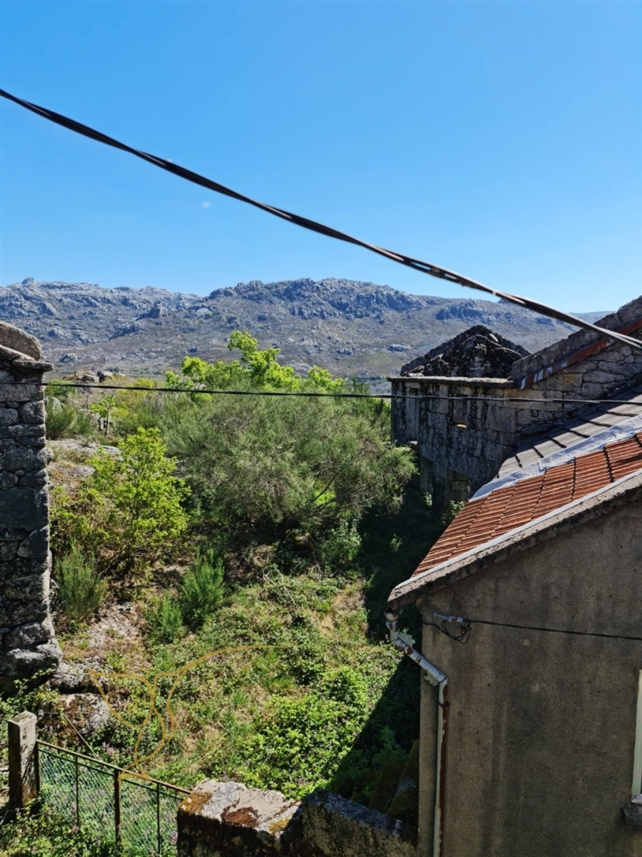 Moradia T0 para Venda em Castro Laboreiro e Lamas de Mouro Foto 8