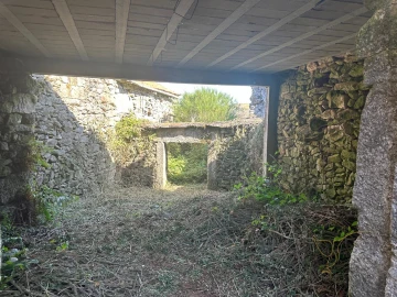 Moradia T0 para Venda em Castro Laboreiro e Lamas de Mouro