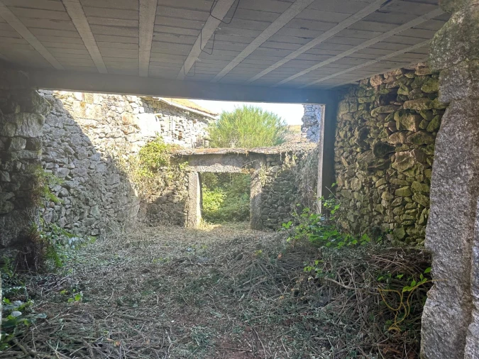 Moradia T0 para Venda em Castro Laboreiro e Lamas de Mouro Foto 3